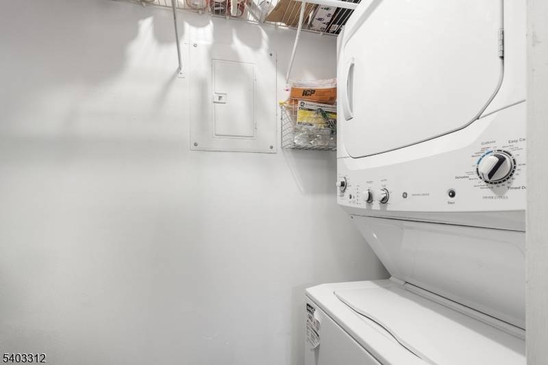 Toms River Township, NJ 08753,1313 Waters Edge Dr