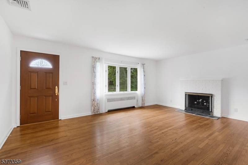 Florham Park Boro, NJ 07932,1 Baldwin Rd