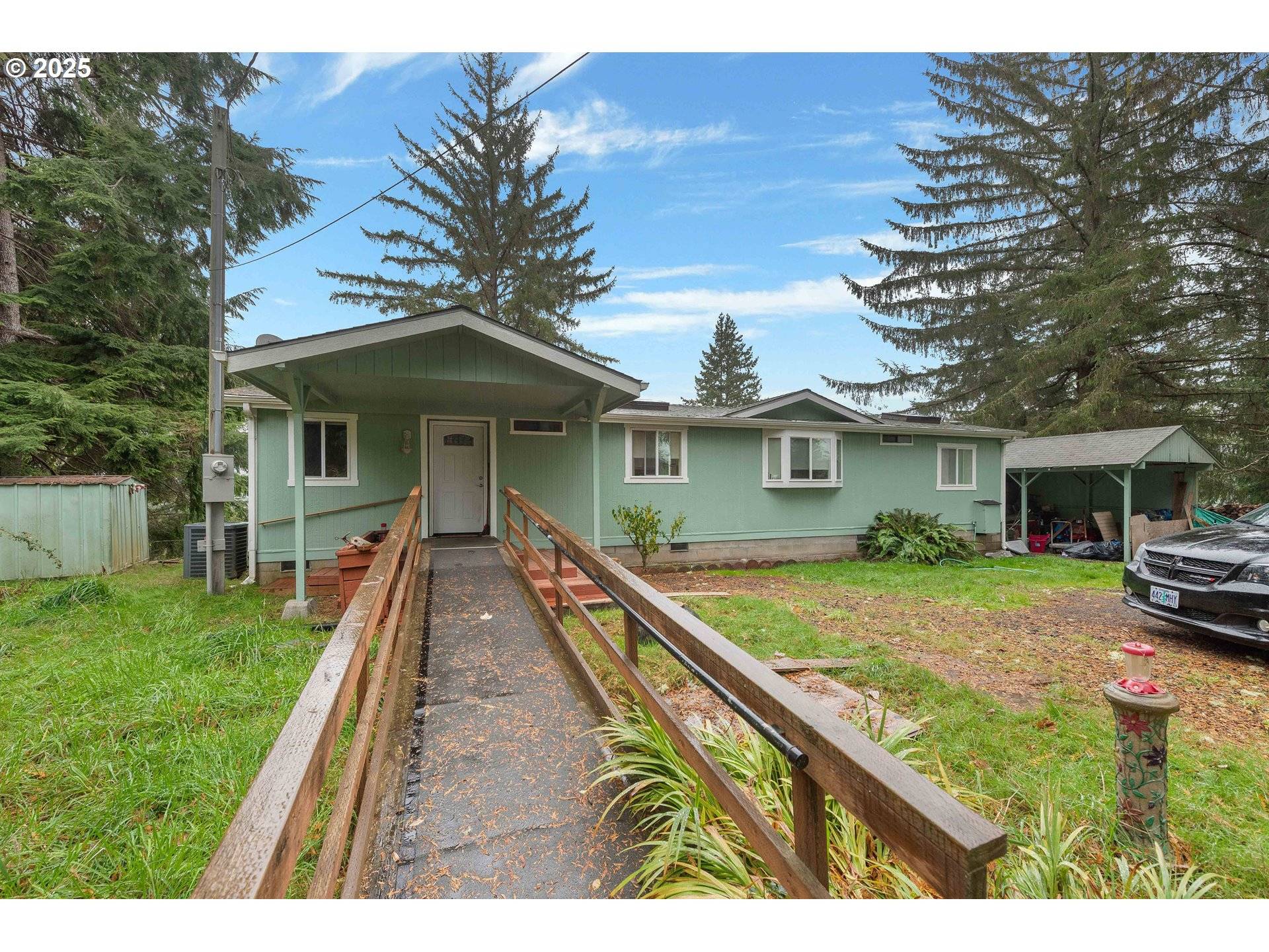 Coos Bay, OR 97420,94645 BLUE HERON LN
