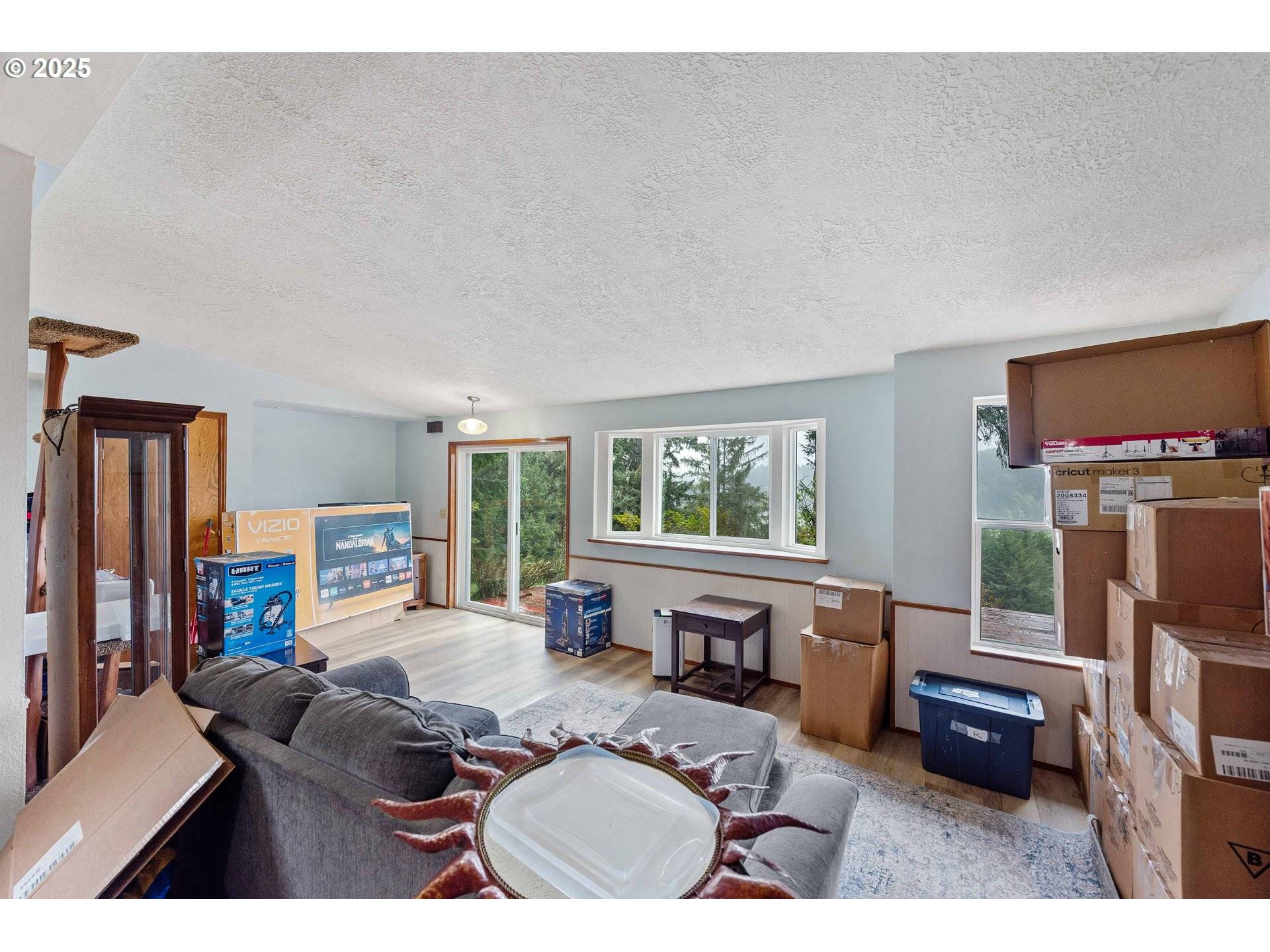 Coos Bay, OR 97420,94645 BLUE HERON LN