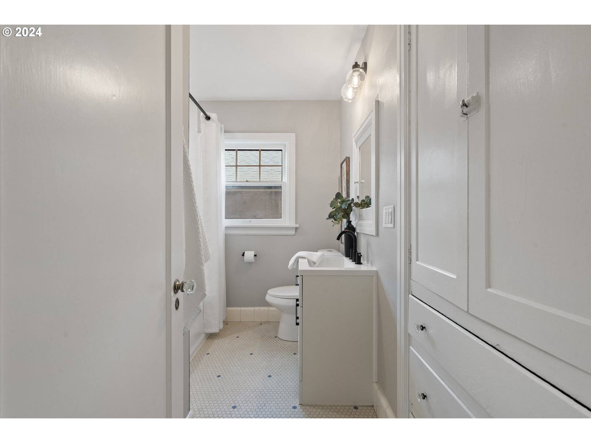 Portland, OR 97211,4414 NE 32ND PL