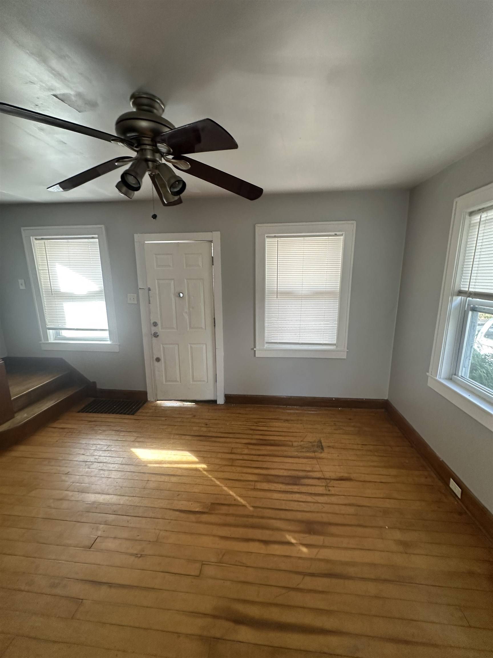 Flint, MI 48504,1900 Cadillac ST