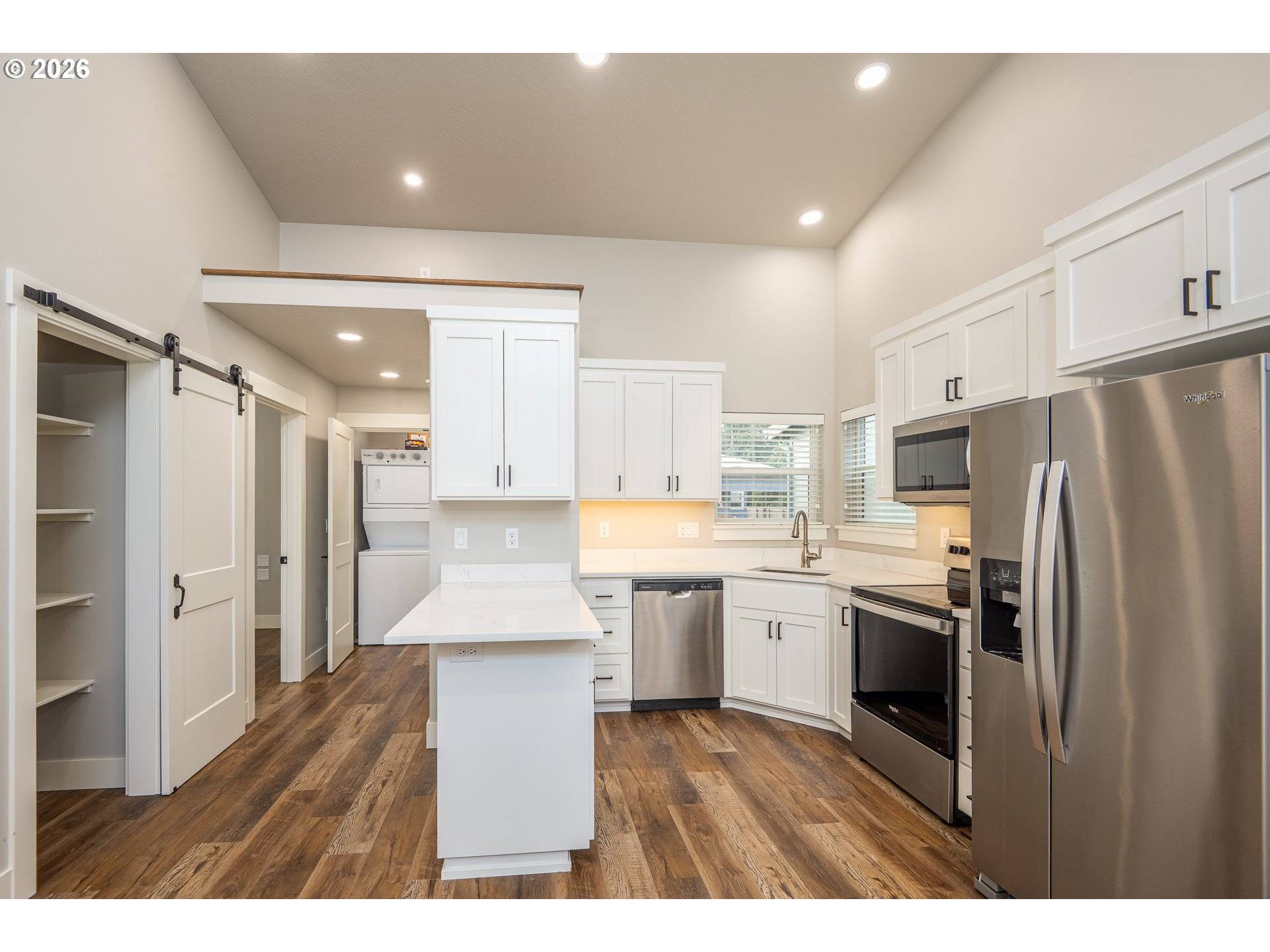 Springfield, OR 97477,364 19TH ST