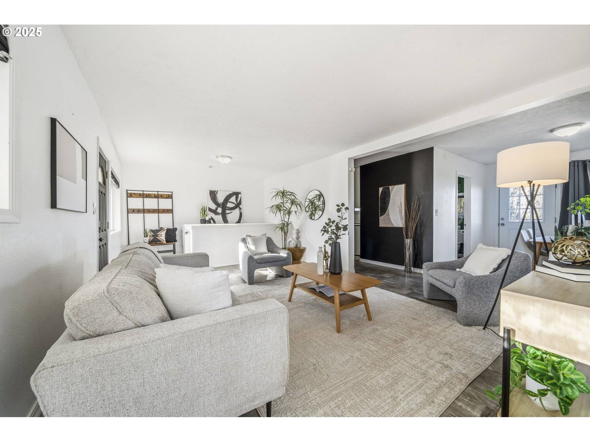 Oregon City, OR 97045,615 MOUNT HOOD ST