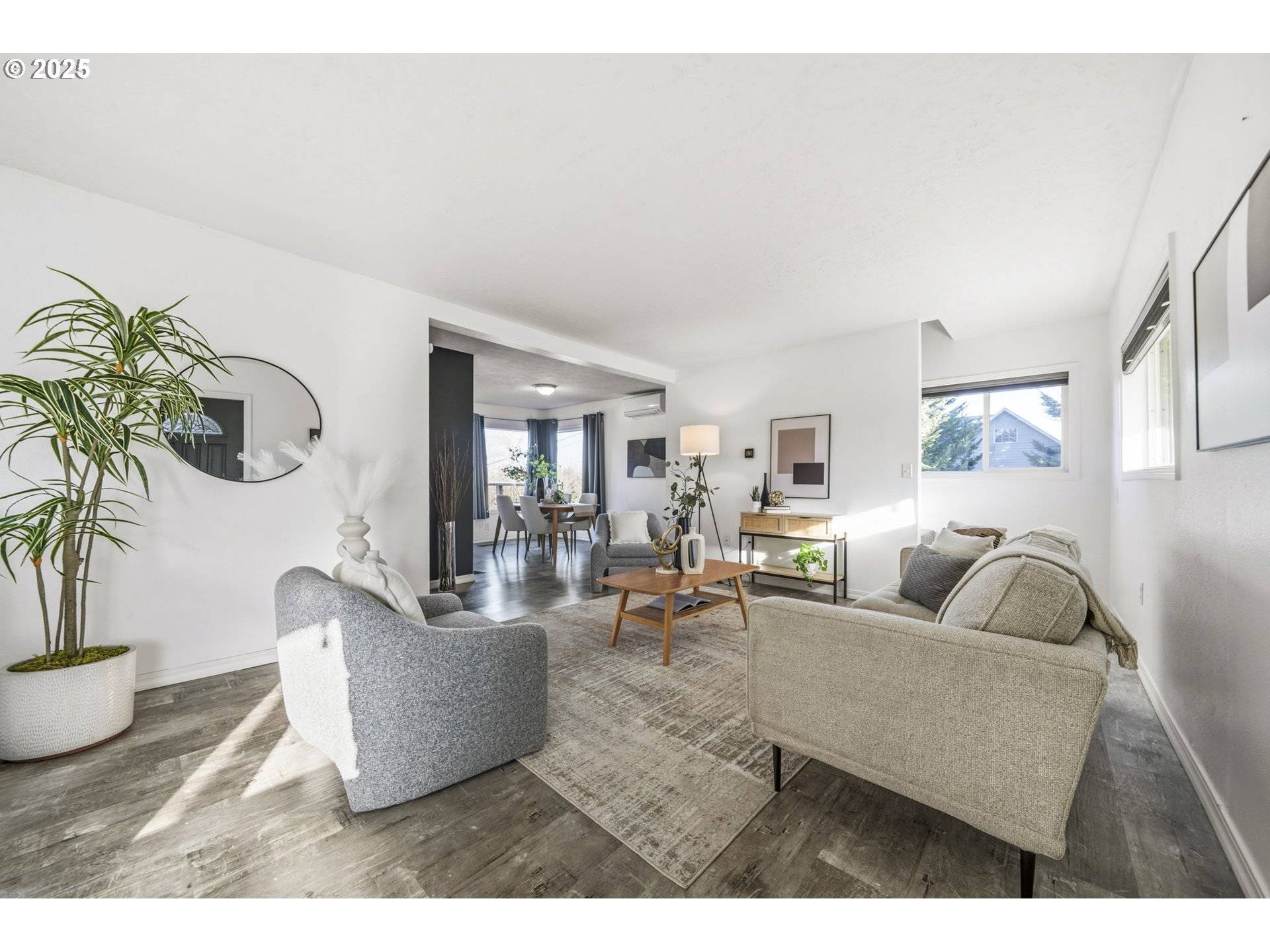 Oregon City, OR 97045,615 MOUNT HOOD ST