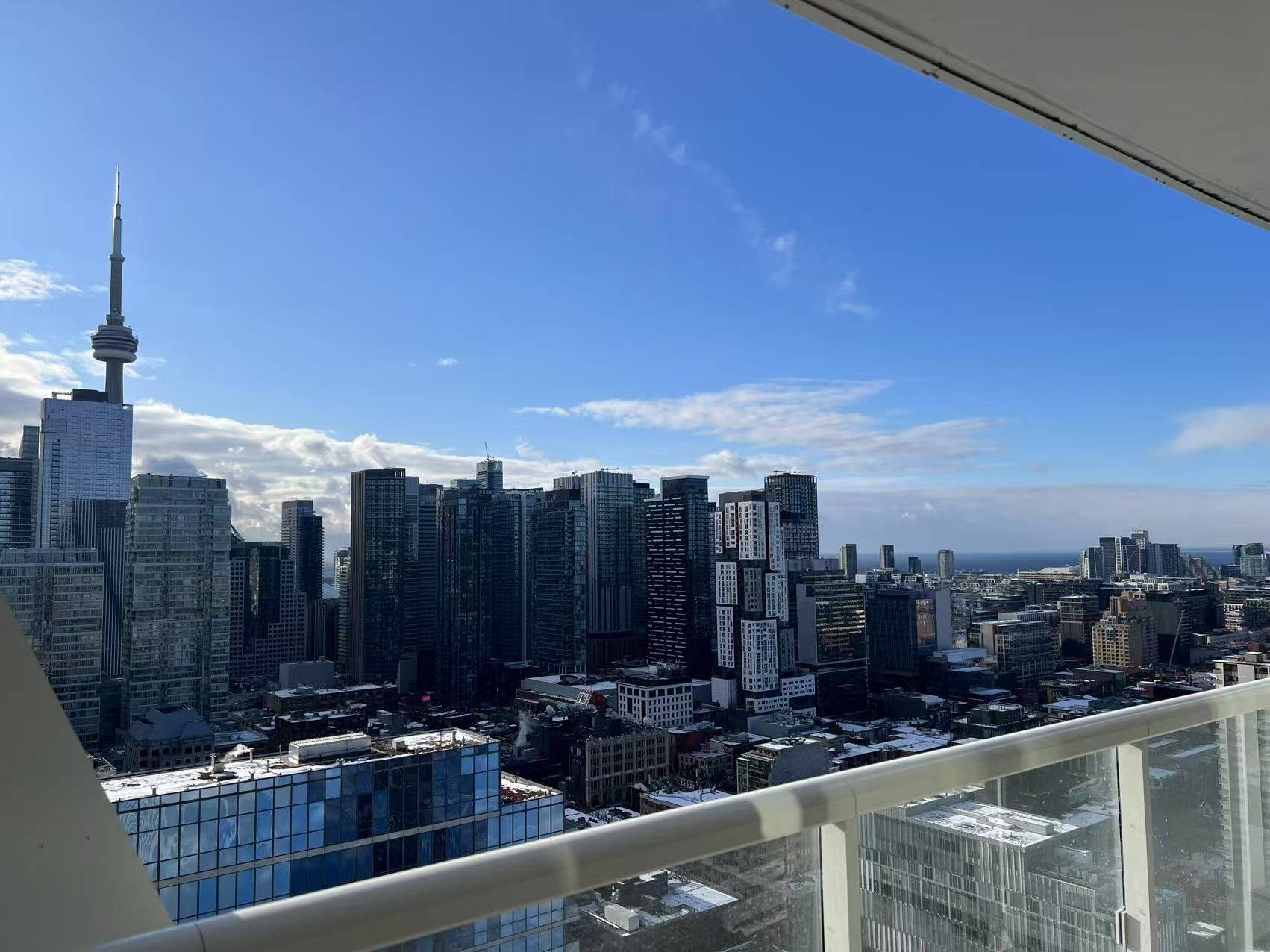 Toronto C01, ON M5T 1T4,230 Simcoe ST S #3016