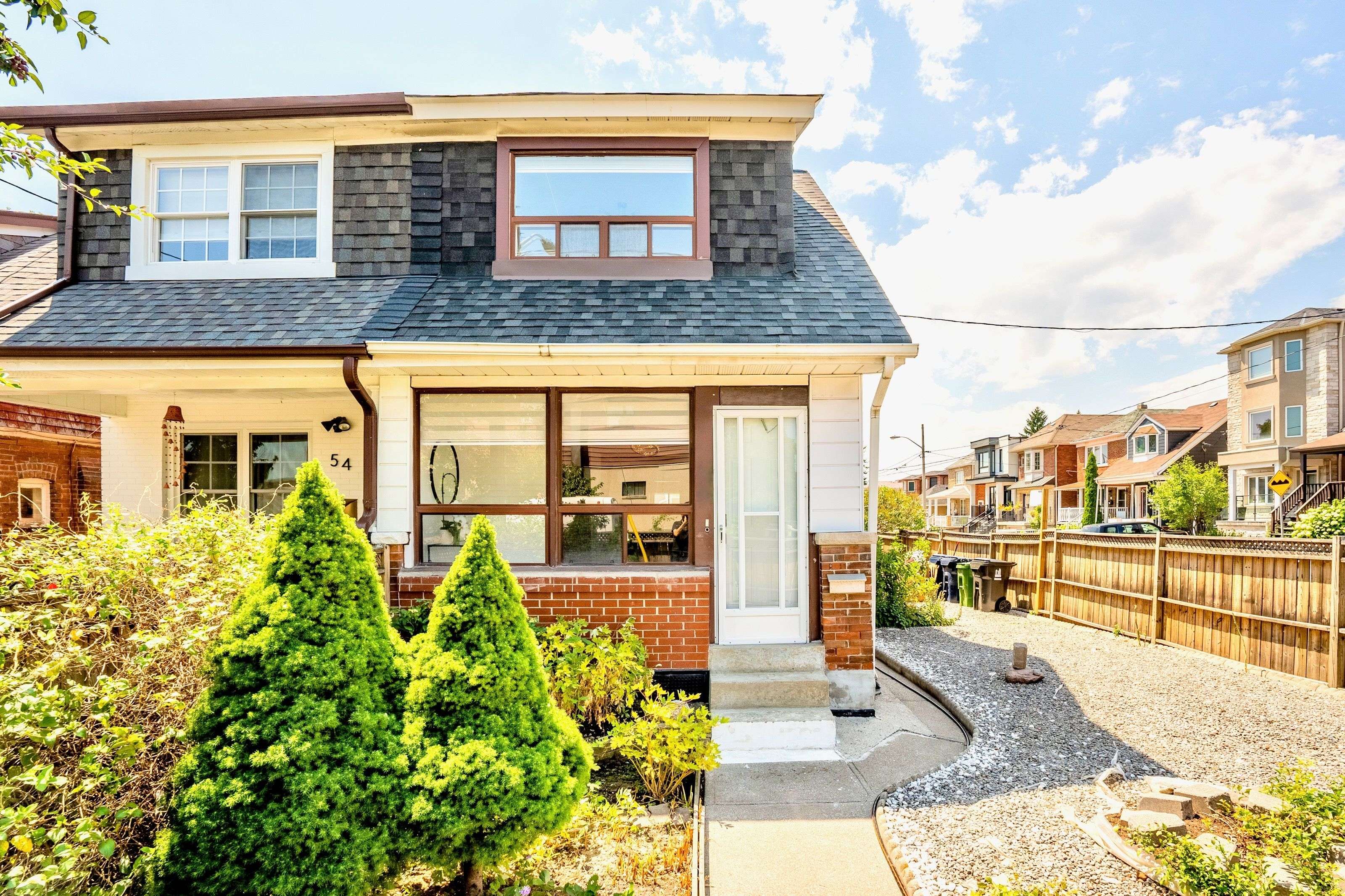 Toronto C03, ON M6E 3A7,56 Blandford ST