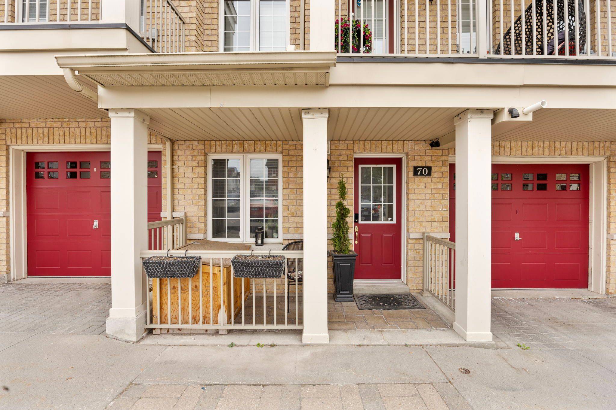 Ajax, ON L1T 0M9,70 Abela LN