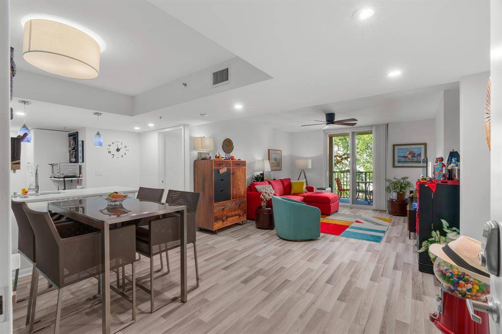 Fort Lauderdale, FL 33301,520 SE 5th Ave #2209