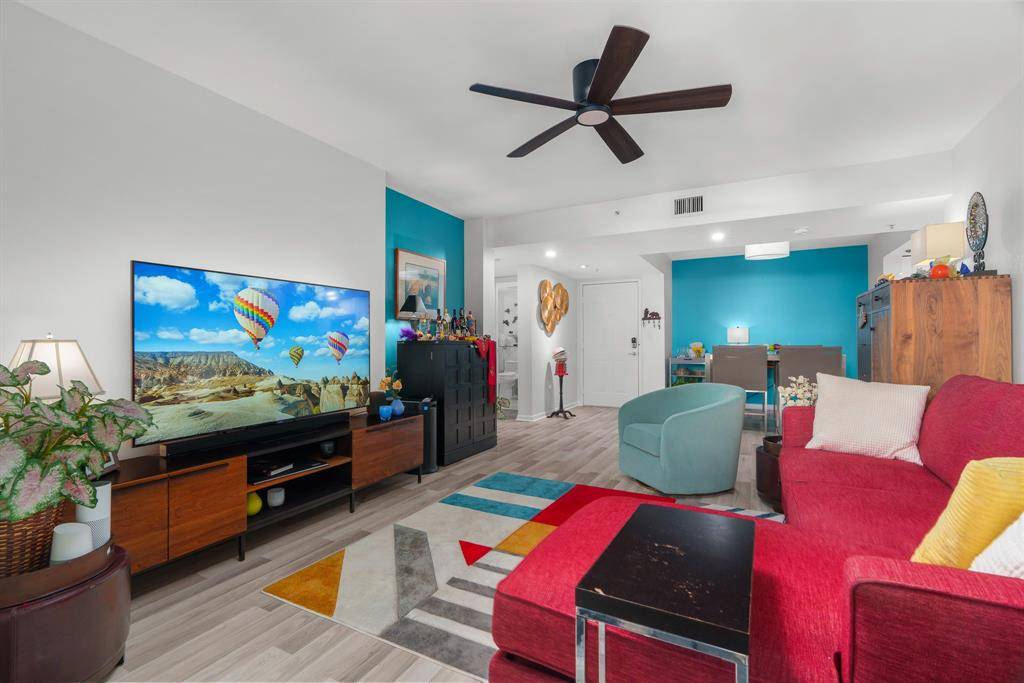 Fort Lauderdale, FL 33301,520 SE 5th Ave #2209