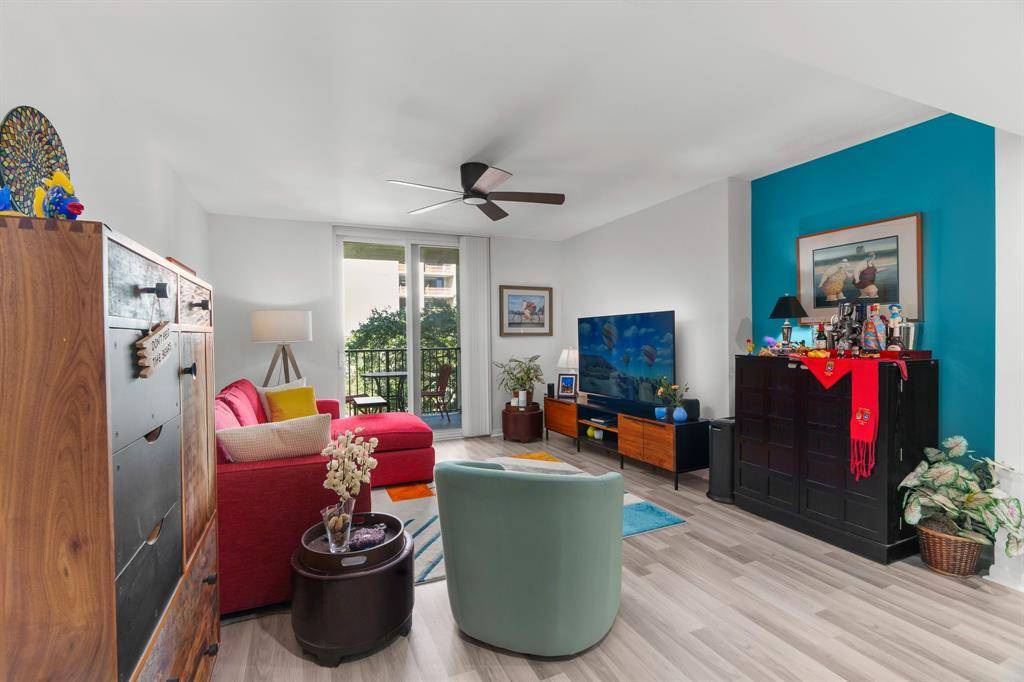 Fort Lauderdale, FL 33301,520 SE 5th Ave #2209