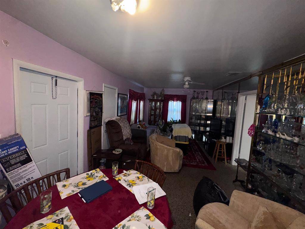 Fort Lauderdale, FL 33311,924 NW 14 Court