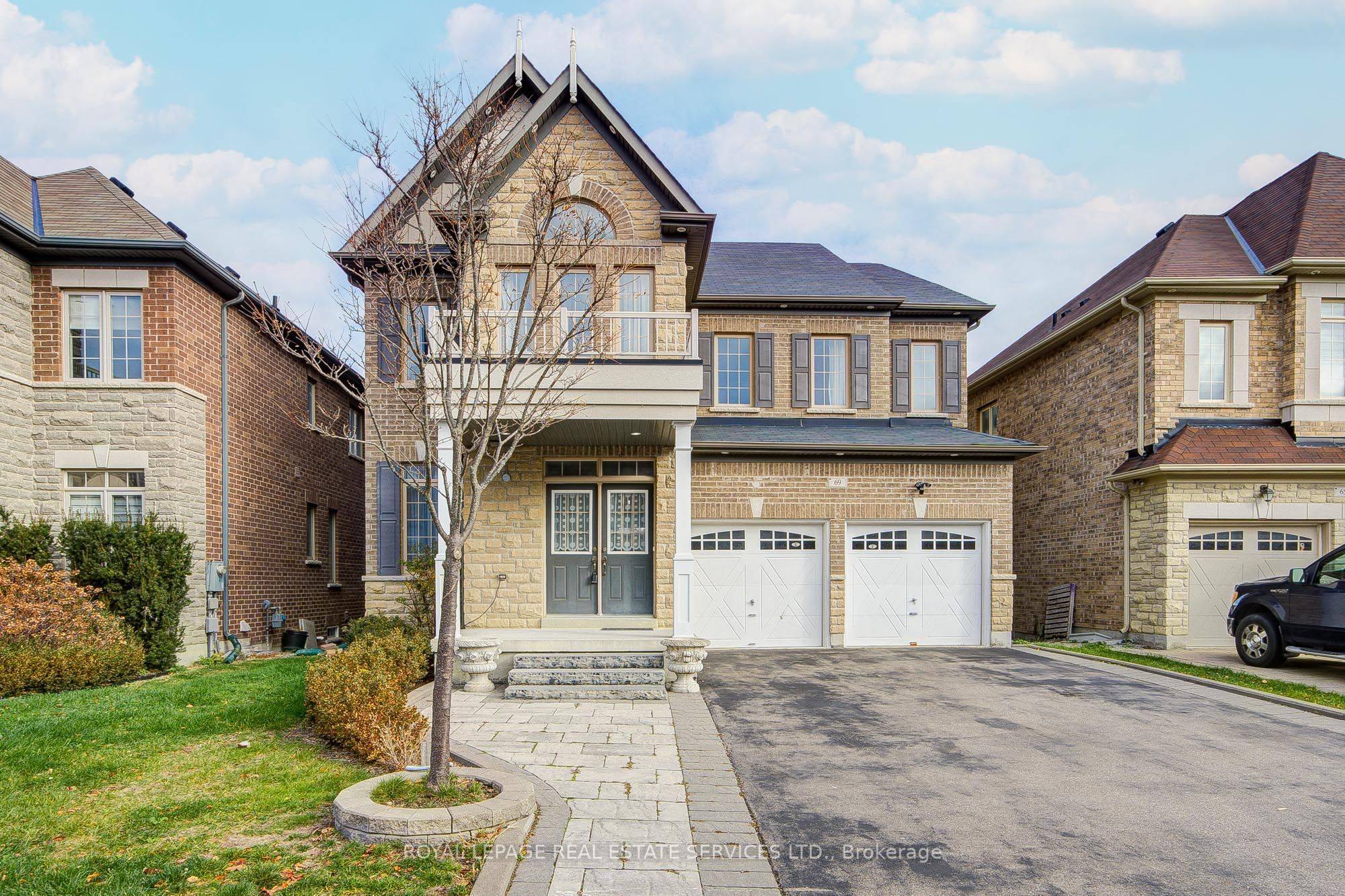 Vaughan, ON L4H 3Z1,69 Card Lumber CRES