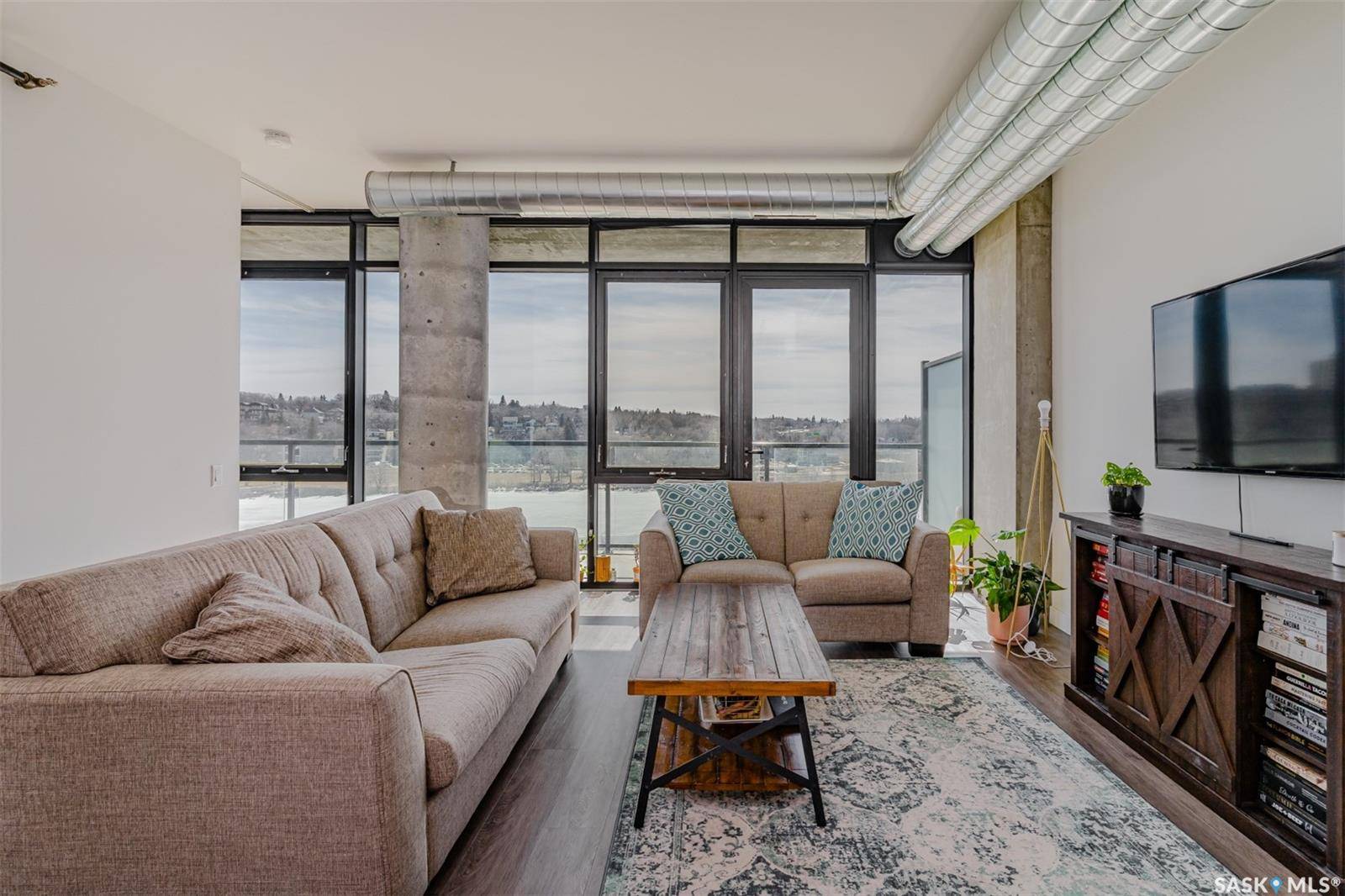 Saskatoon, SK S7K 4H5,490 2nd AVENUE S #508