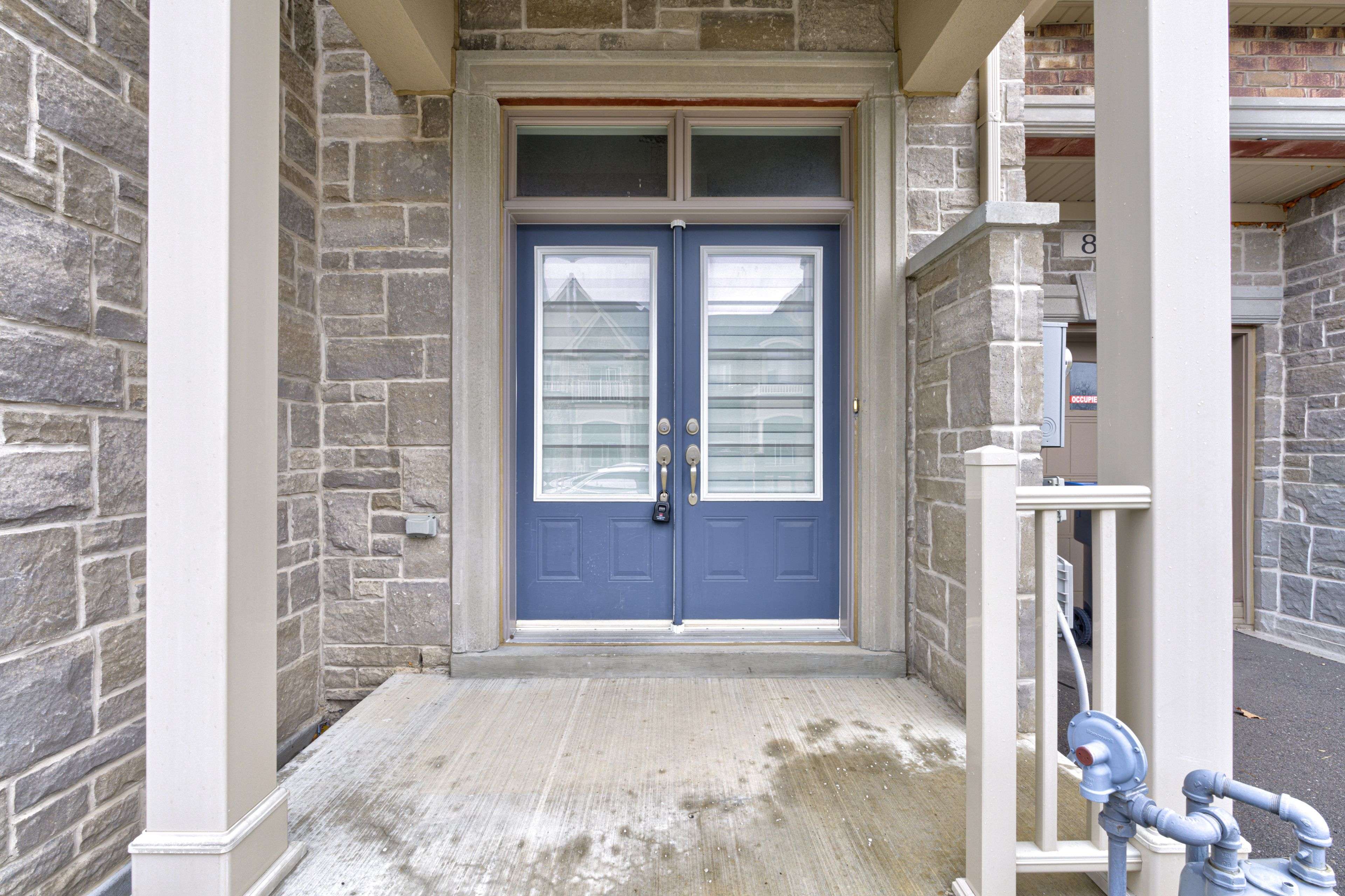 Brampton, ON L6Y 6H6,8 Dalbeattie DR