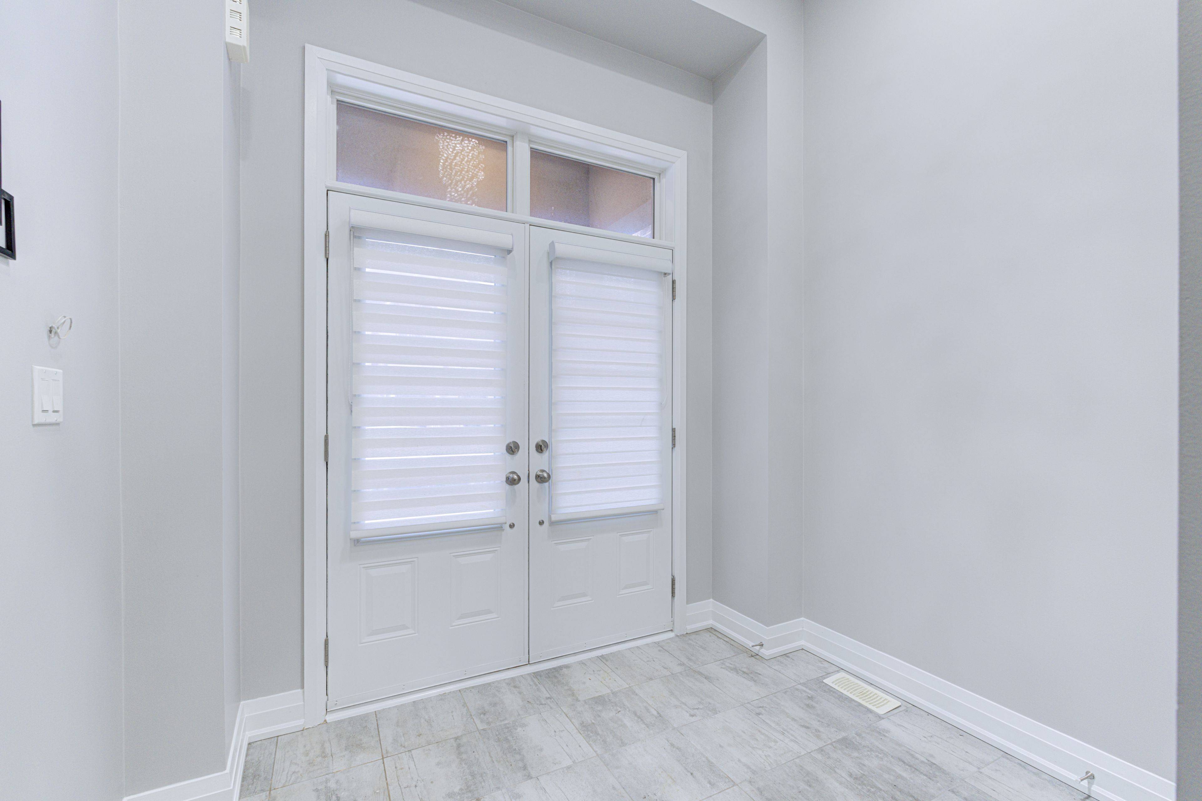 Brampton, ON L6Y 6H6,8 Dalbeattie DR