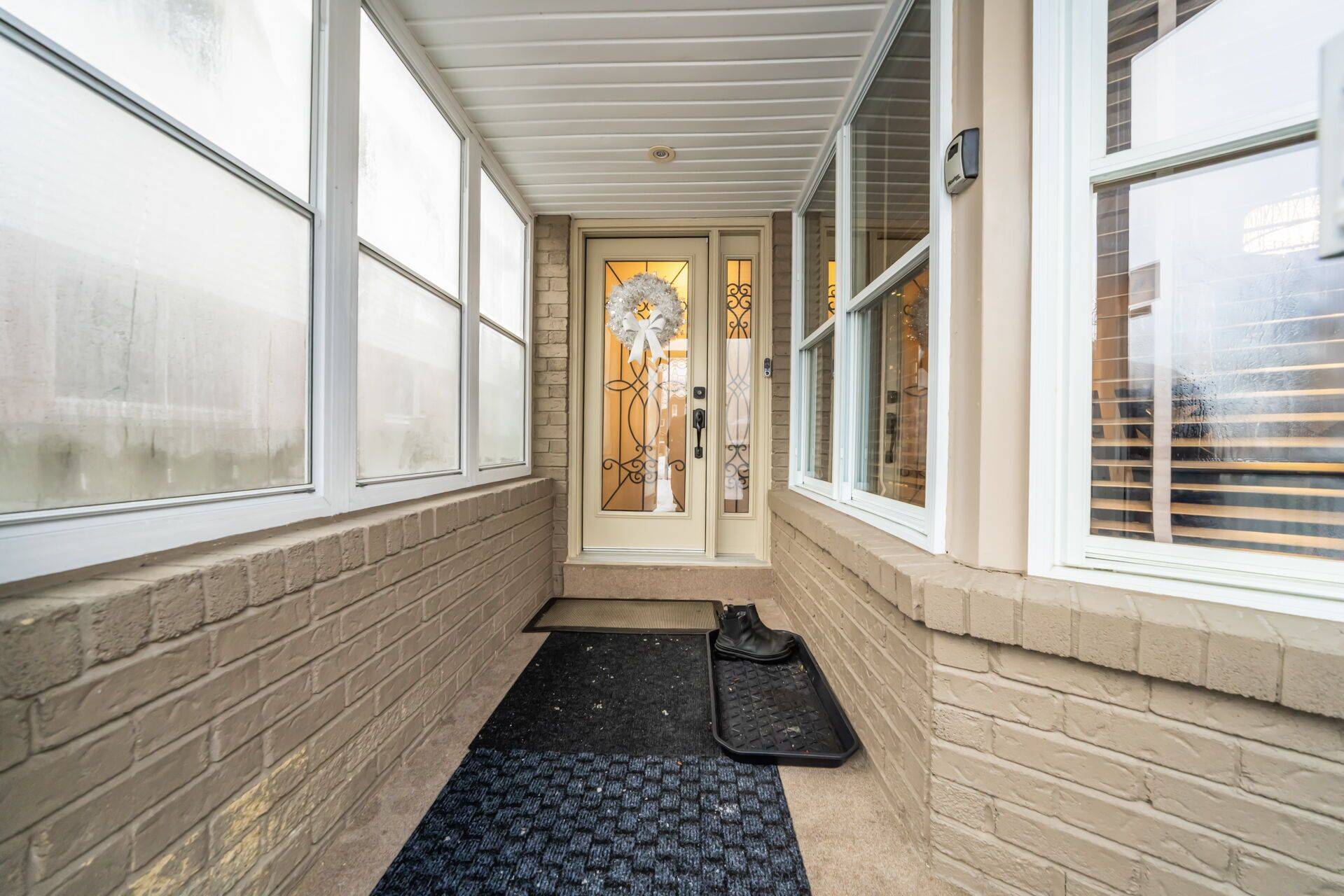 Brampton, ON L6S 3K4,50 Lacewood CRES