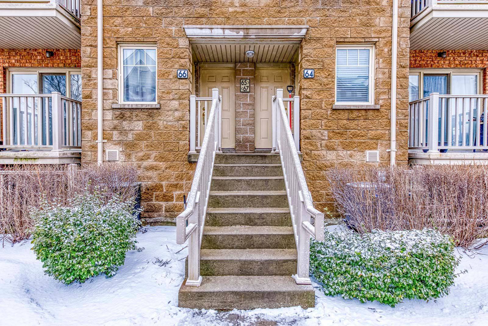 Mississauga, ON L5M 0E5,5050 Intrepid DR #64