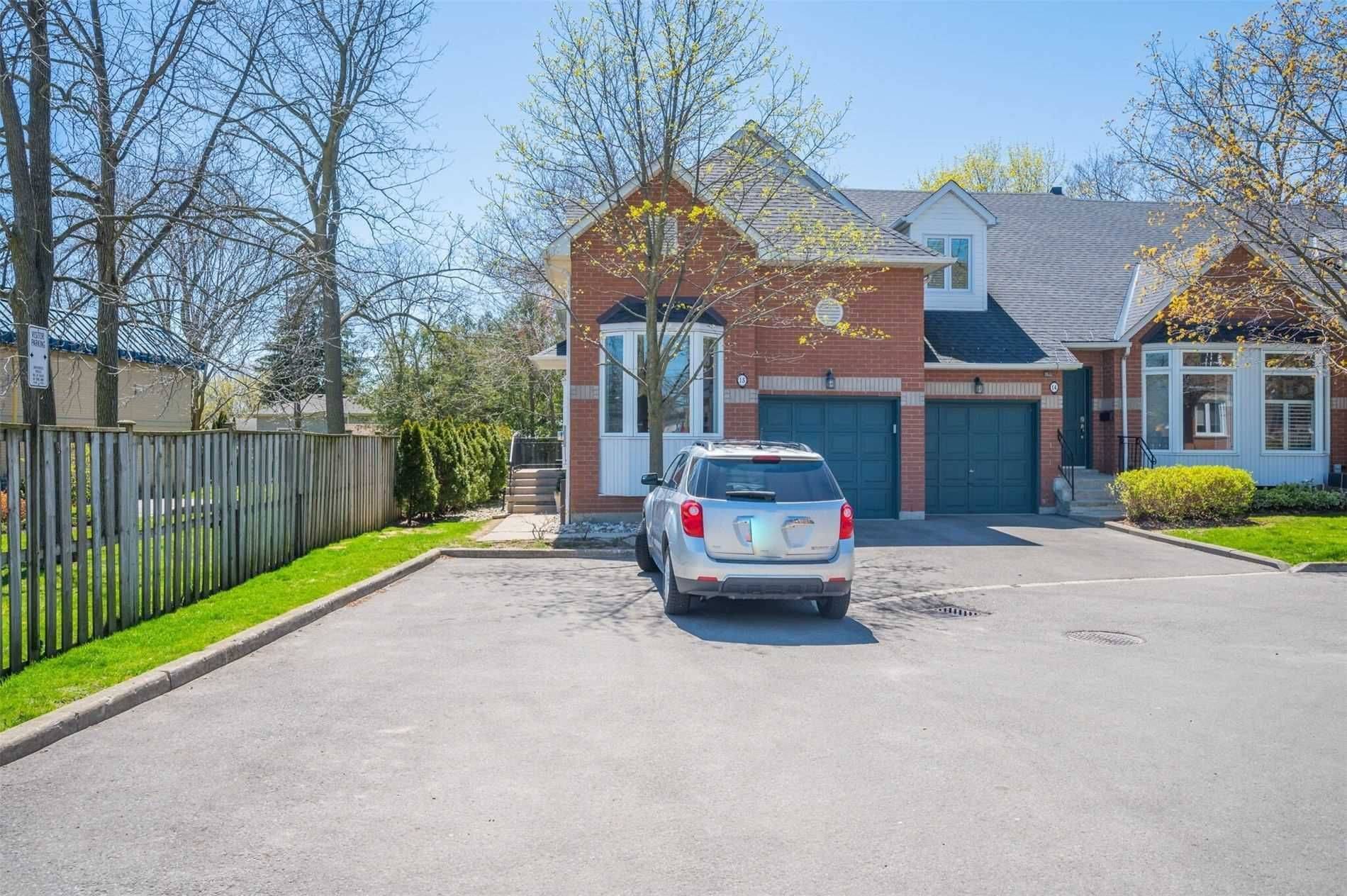 Burlington, ON L7N 2E2,476 Walker's Line #15