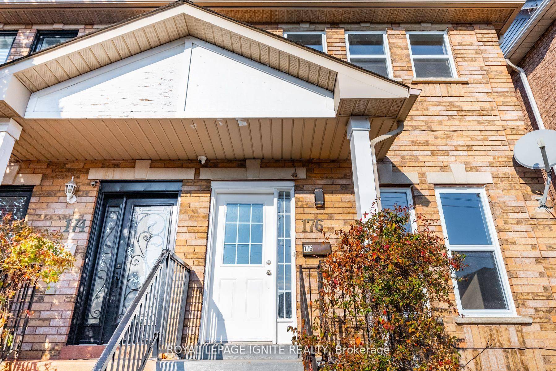 Toronto W04, ON M9N 3Z2,176 Wright AVE #UPPER