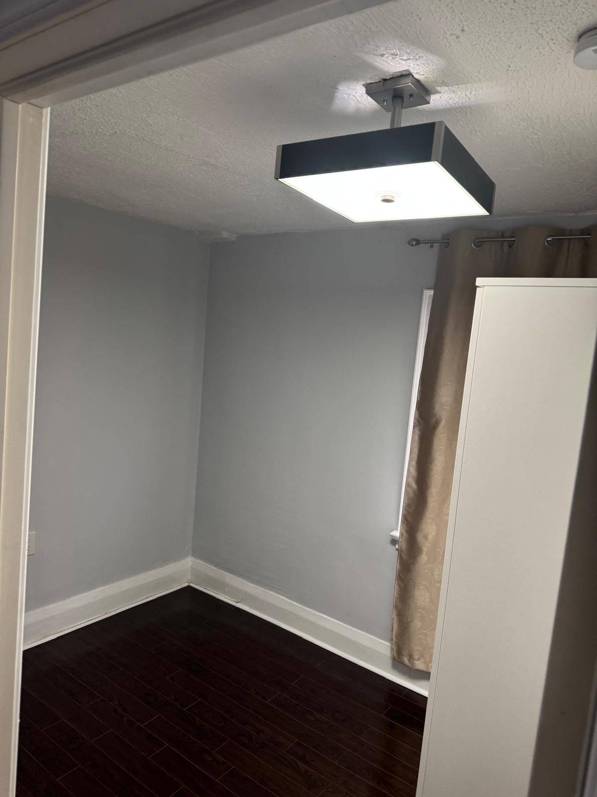 Toronto W04, ON M9N 1Z8,2383 Weston RD