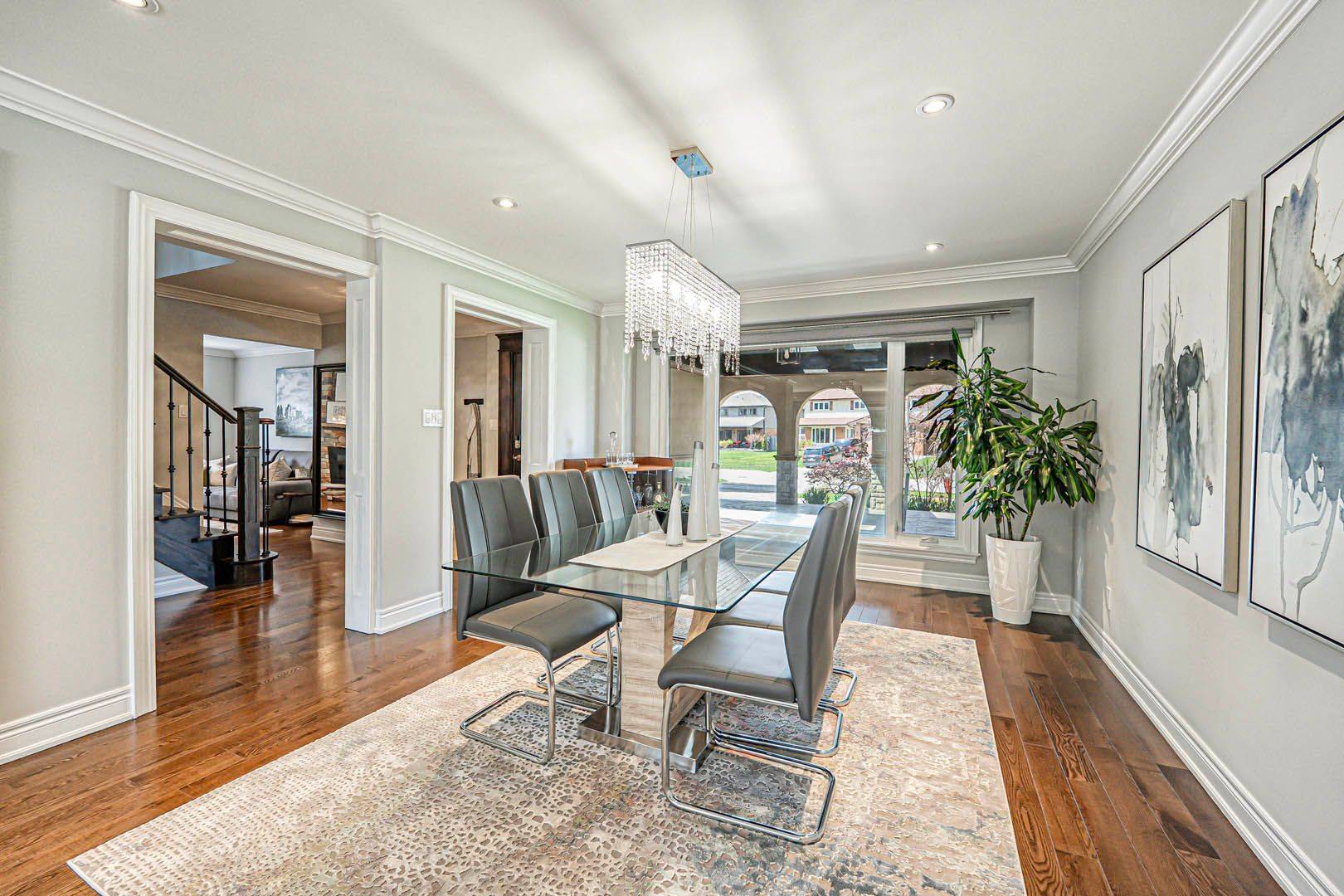 Mississauga, ON L5B 2E8,2344 Kenbarb RD