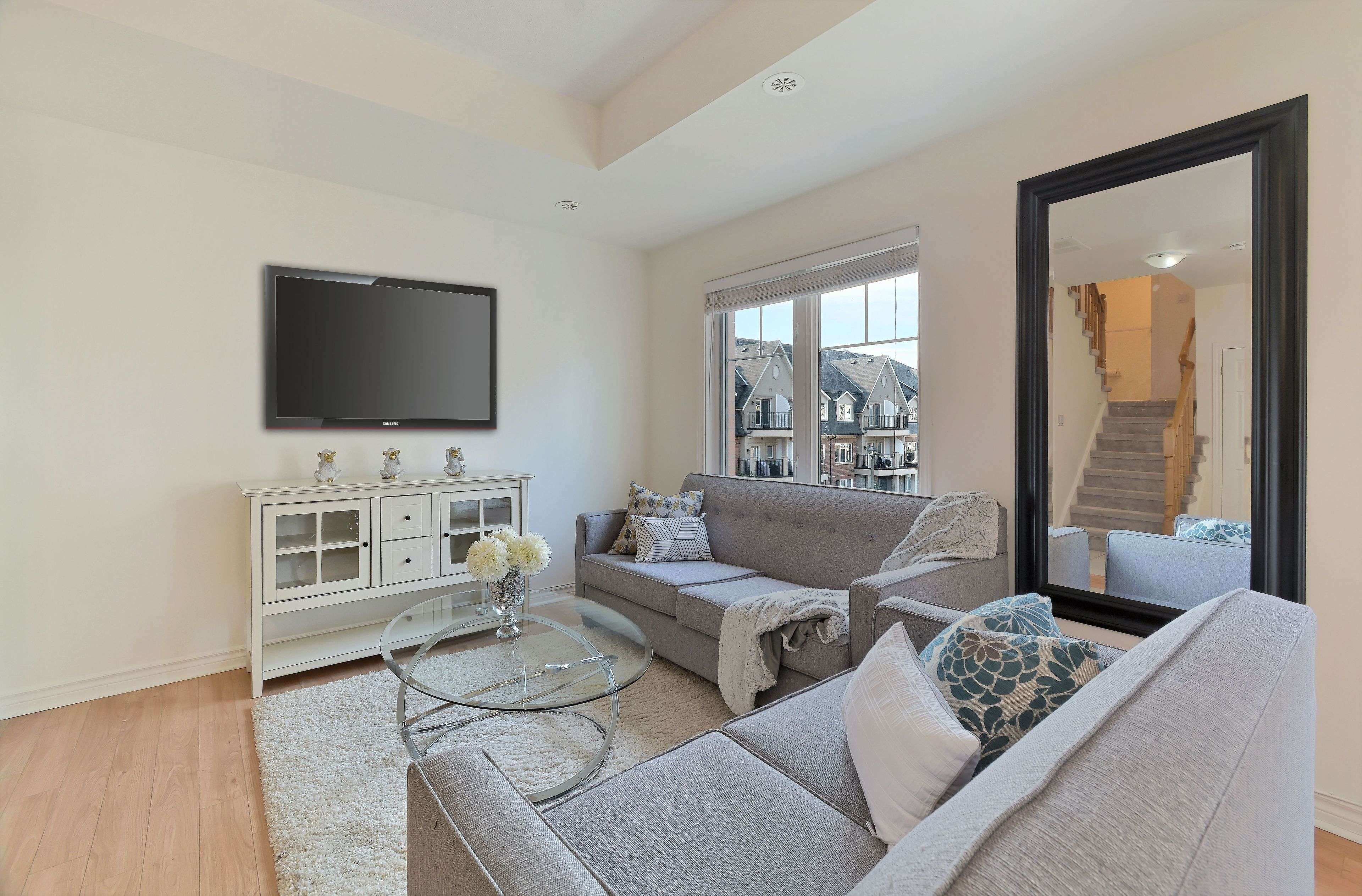 Oakville, ON L6M 0J7,2420 Baronwood DR #1704