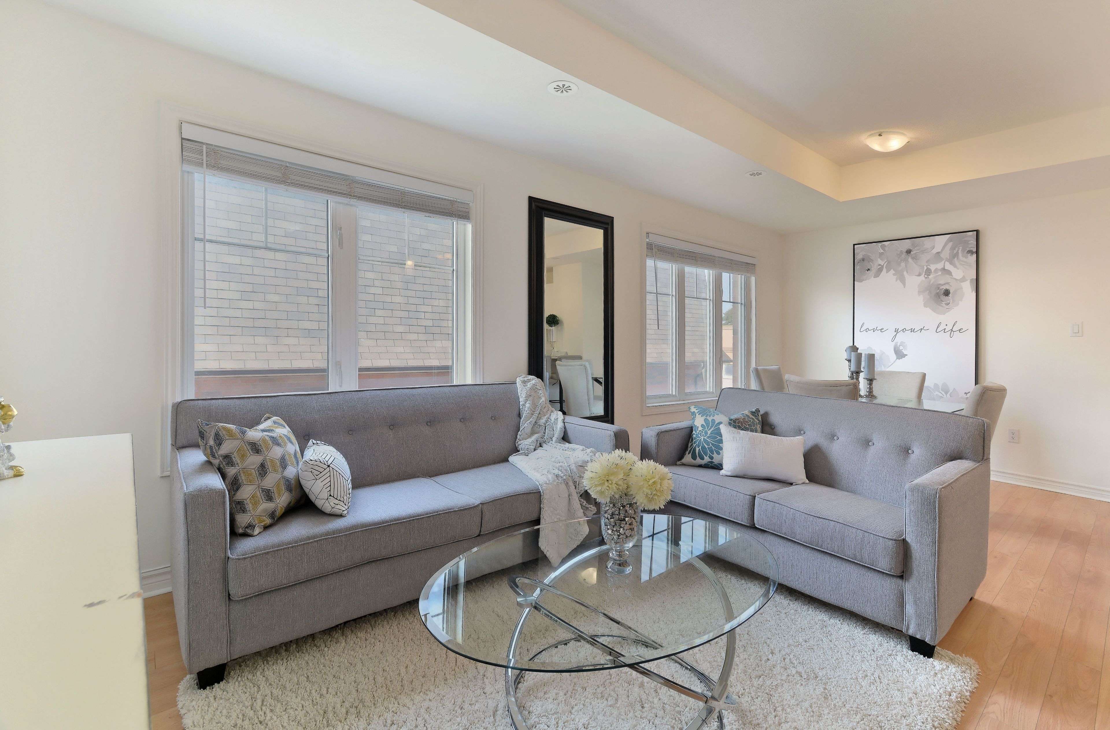 Oakville, ON L6M 0J7,2420 Baronwood DR #1704