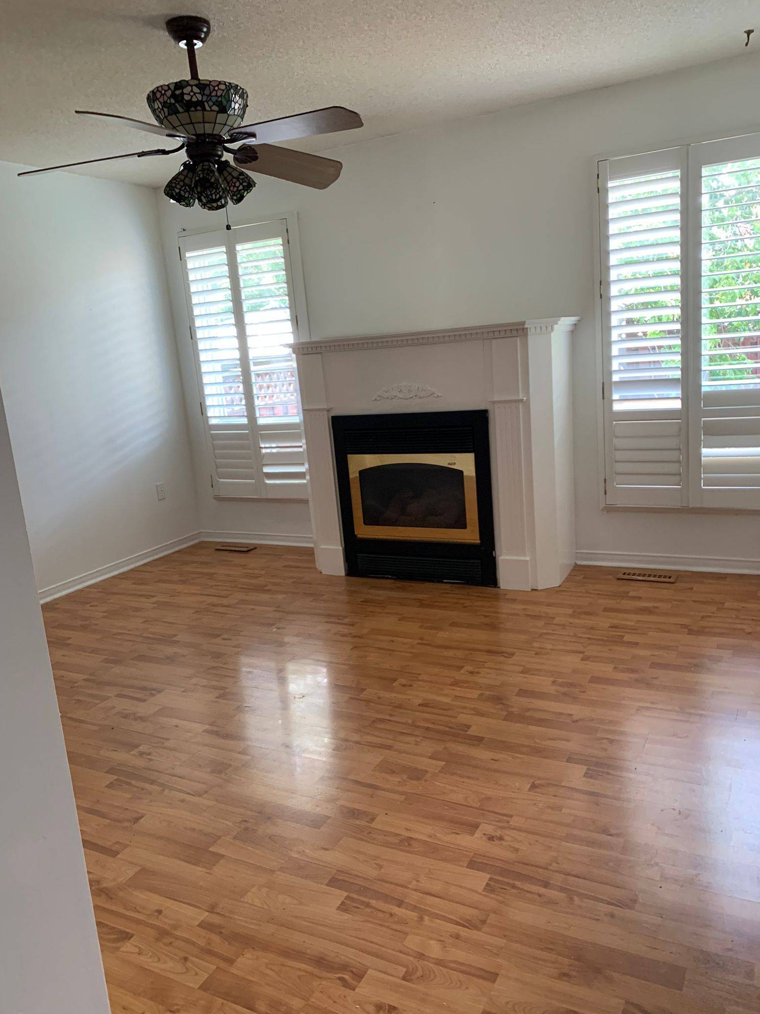 Mississauga, ON L5N 7N7,3389 Wild Cherry LN