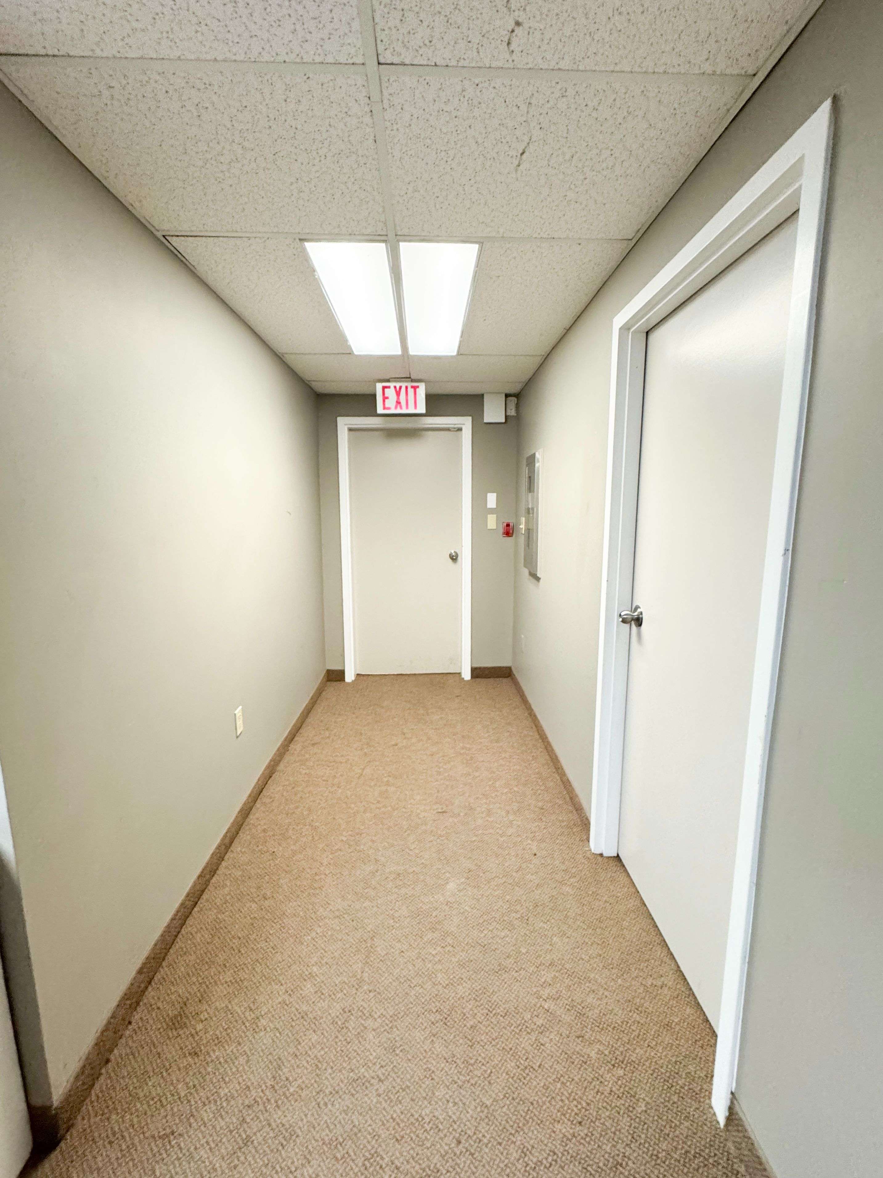 London South, ON N6J 2N4,540 Wharncliffe RD S #Suite G1