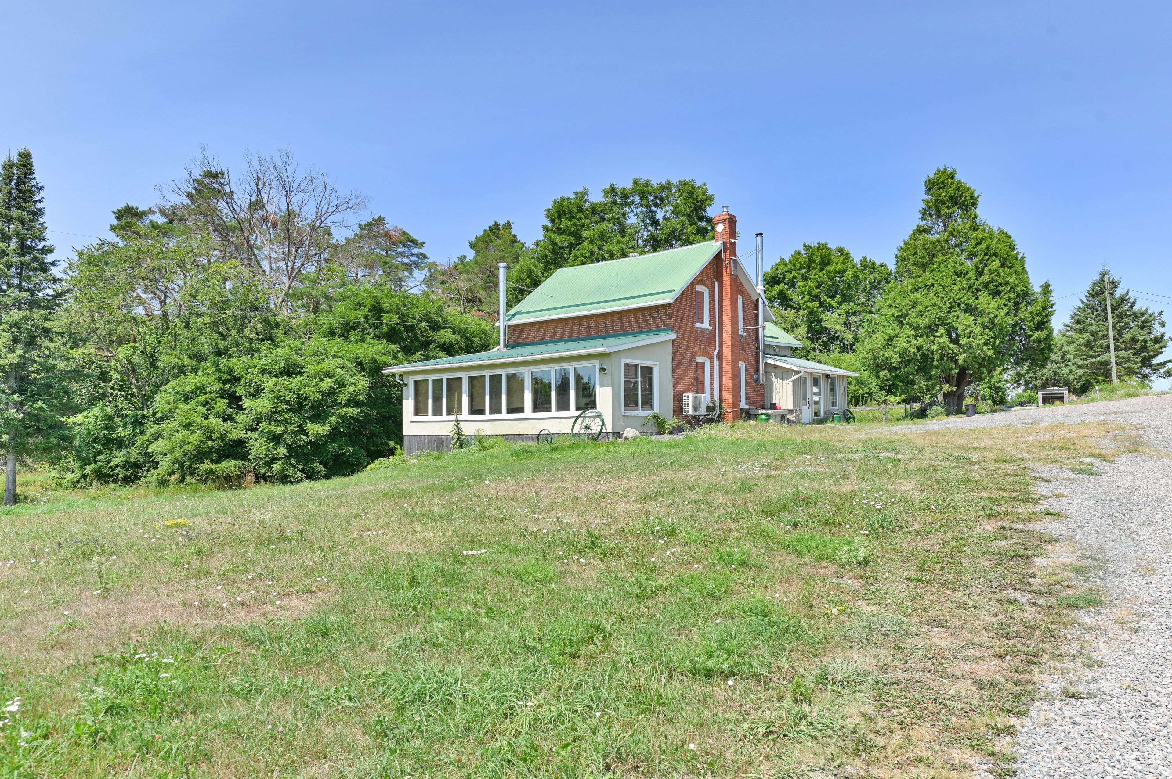 Madoc, ON K0K 2K0,495 Barker RD