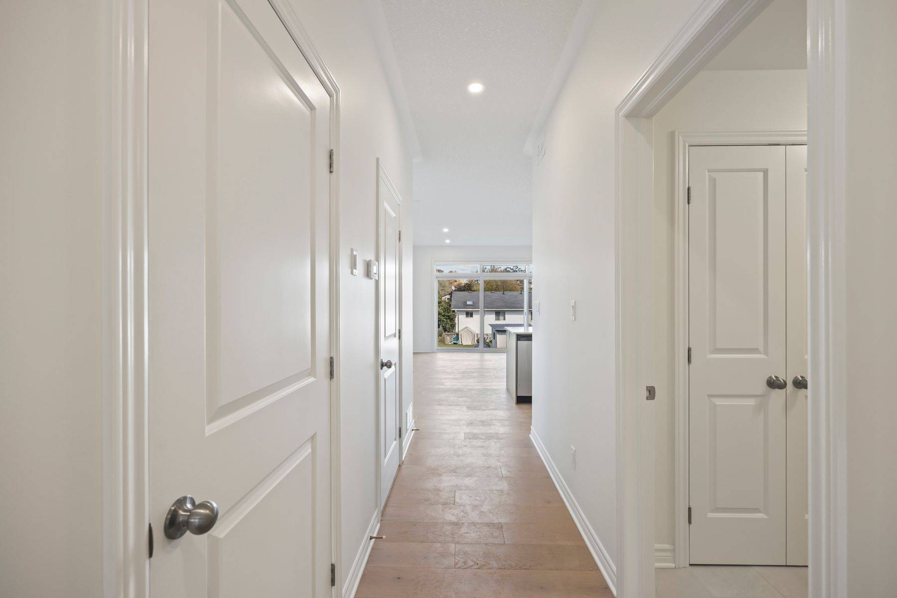 Greater Napanee, ON K7R 3X8,192 HERITAGE PARK DR