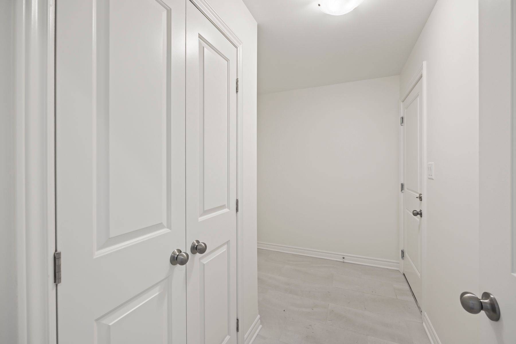 Greater Napanee, ON K7R 3X8,192 HERITAGE PARK DR