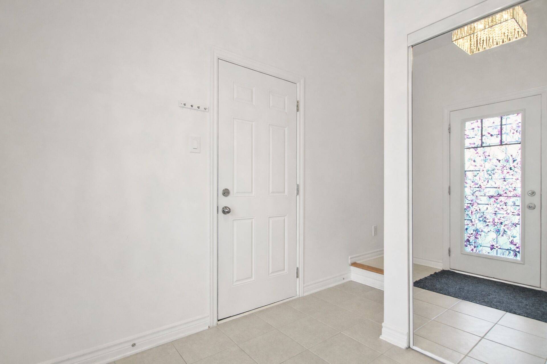 Blossom Park - Airport And Area, ON K1X 0G2,233 Pingwi PL