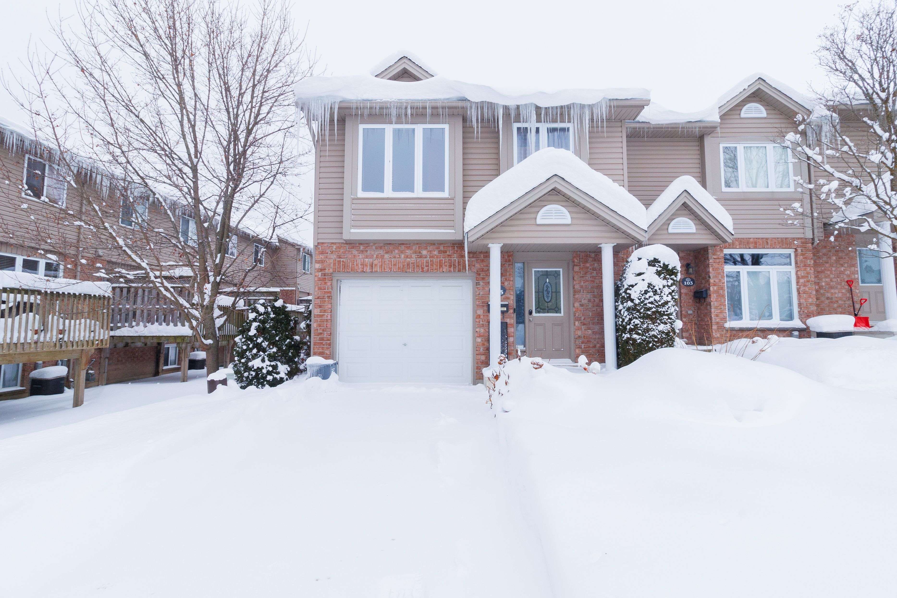 London North, ON N5X 0B7,1320 Savannah DR #105