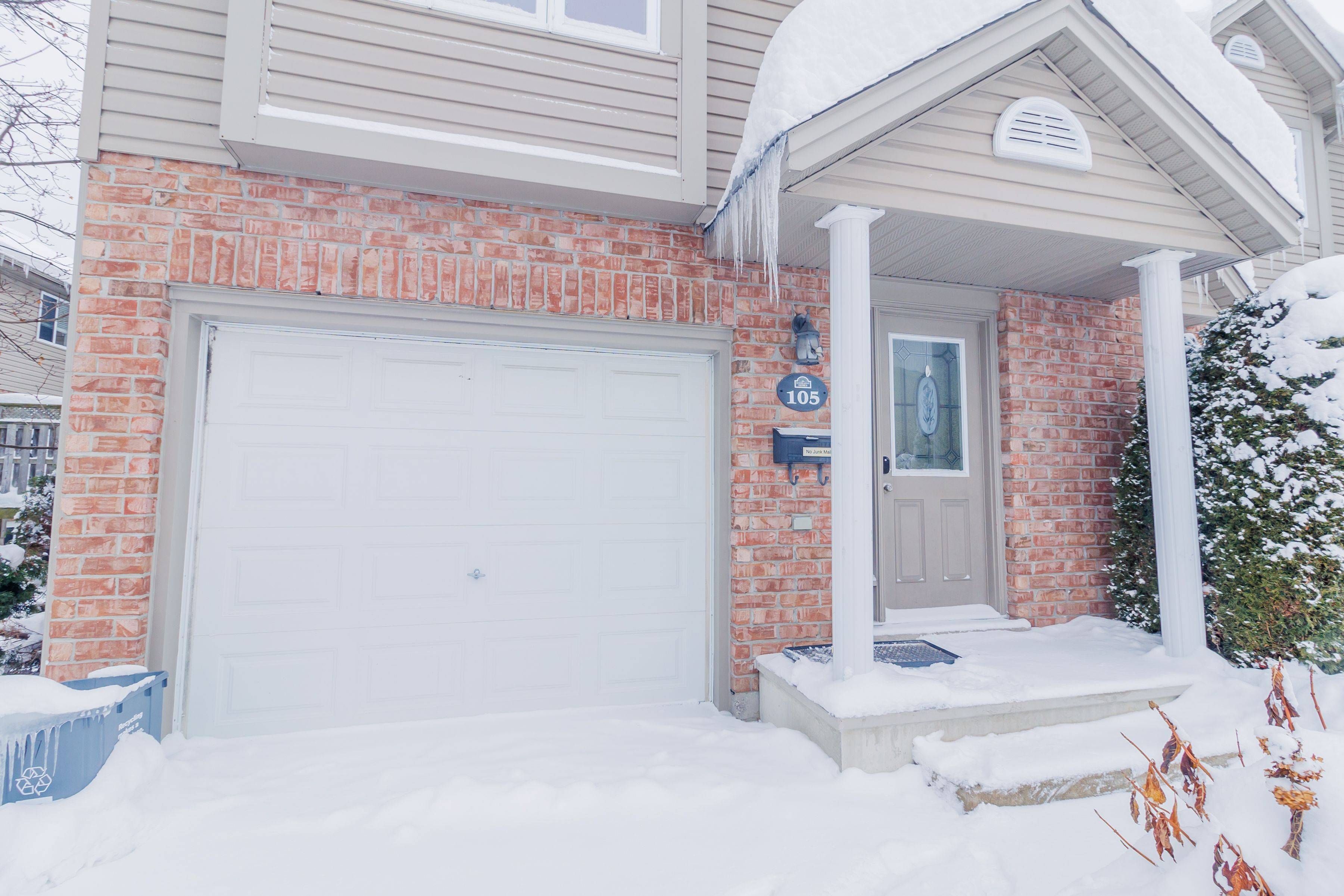 London North, ON N5X 0B7,1320 Savannah DR #105