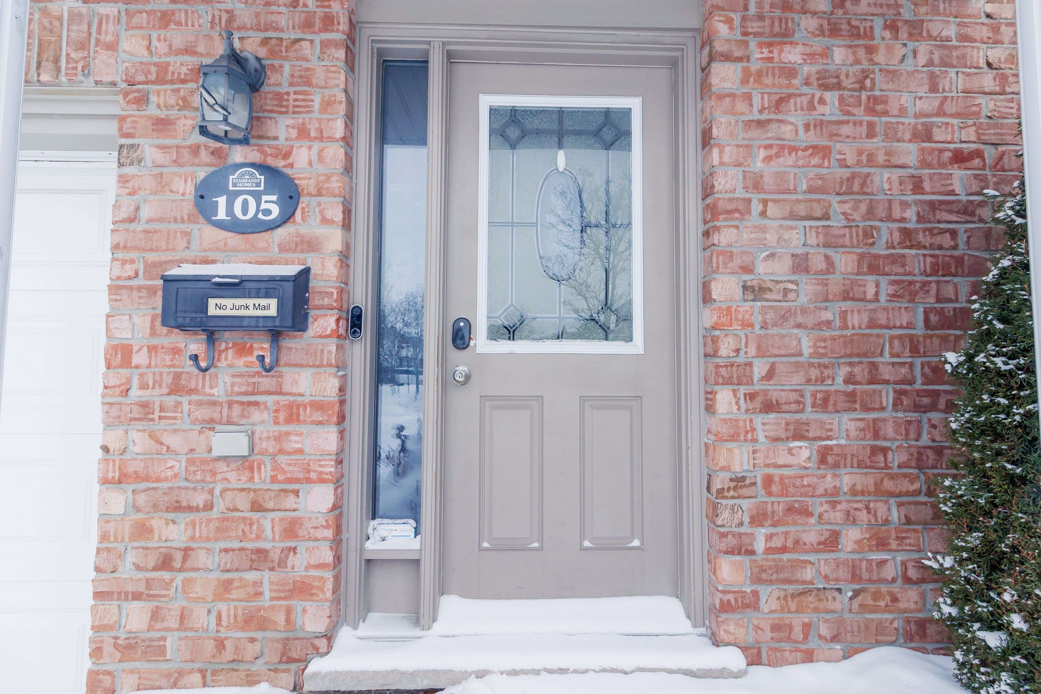London North, ON N5X 0B7,1320 Savannah DR #105