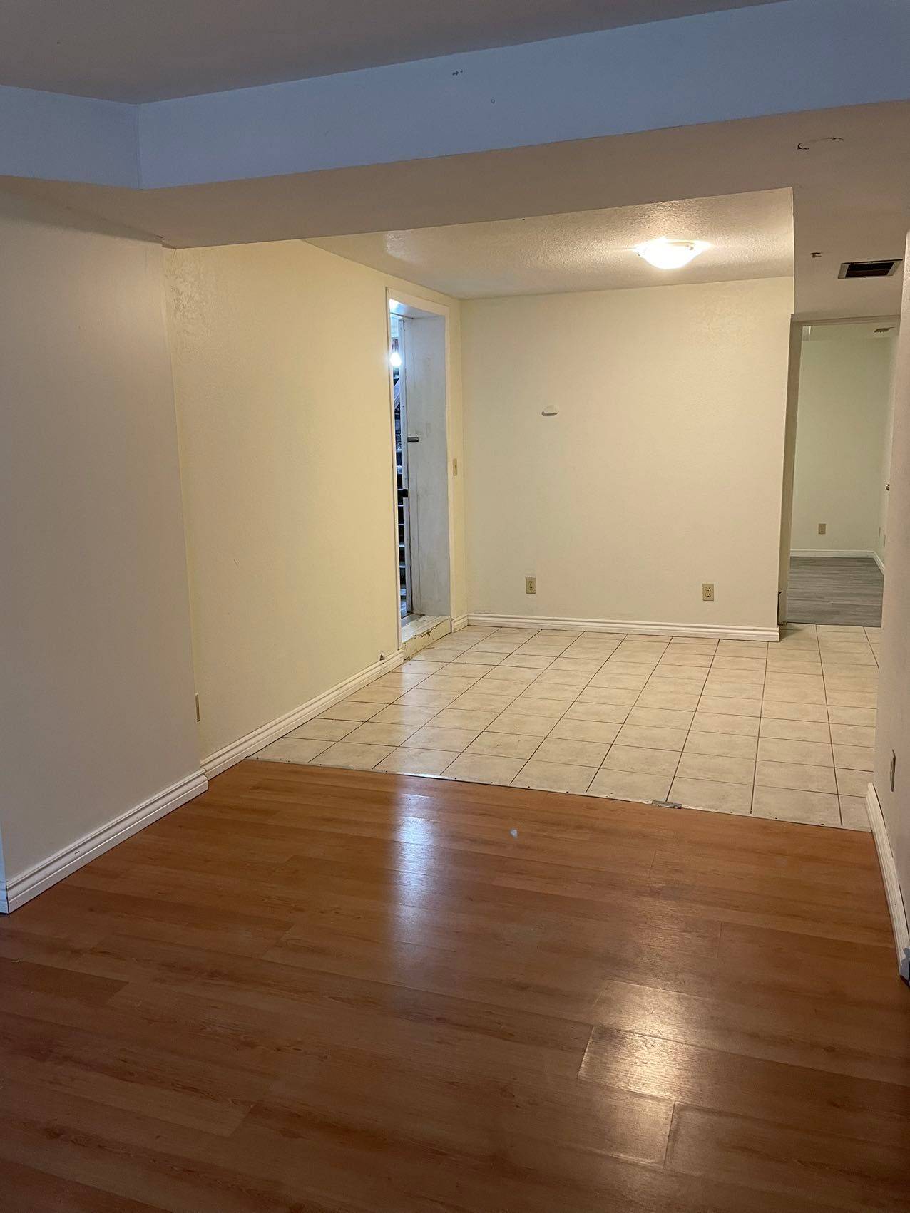 Guelph, ON N1G 3N9,129 KORTRIGHT DR W #Basement