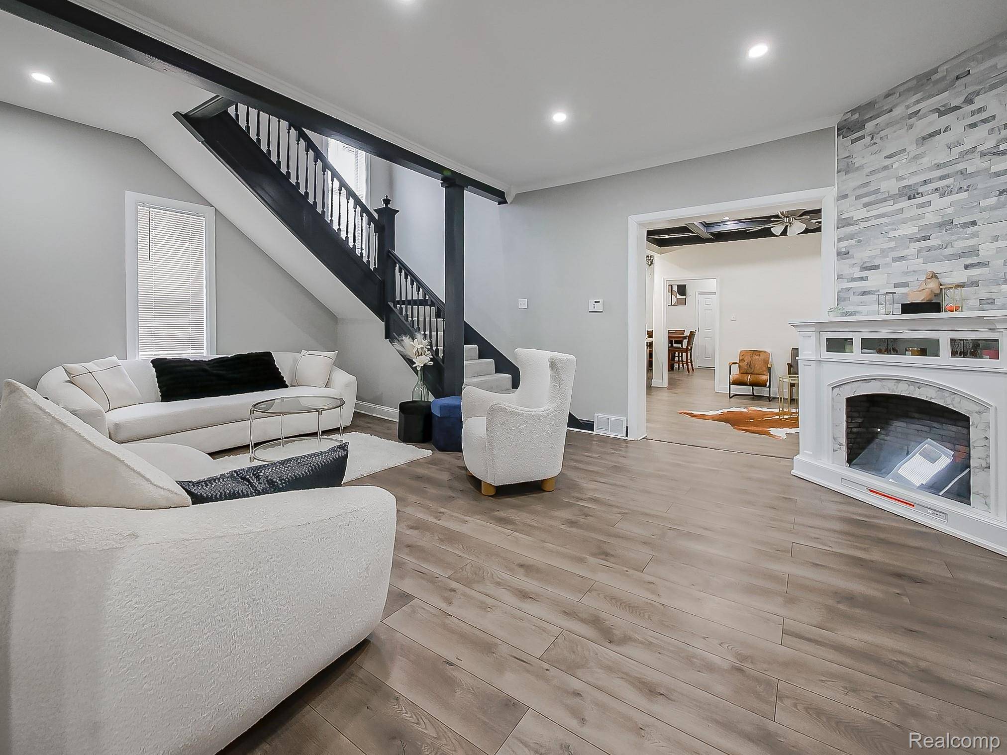 Detroit, MI 48202,420 Mount Vernon ST