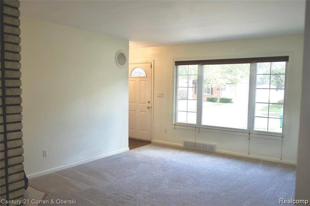 Garden City, MI 48135,211 Arcola AVE