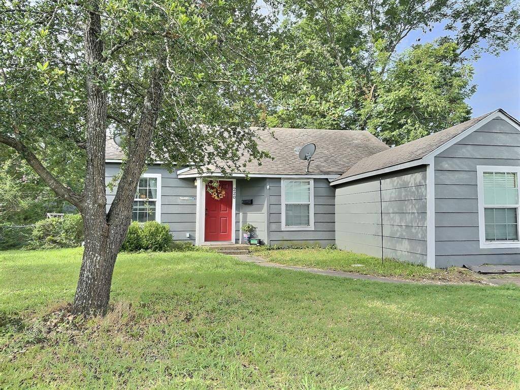 Bonham, TX 75418,220 E Evans Avenue