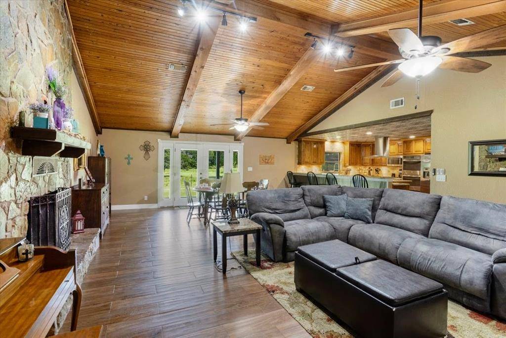 Savoy, TX 75479,1578 County Road 1240