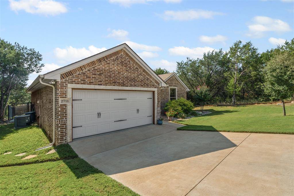 Granbury, TX 76048,2711 San Gabriel Drive
