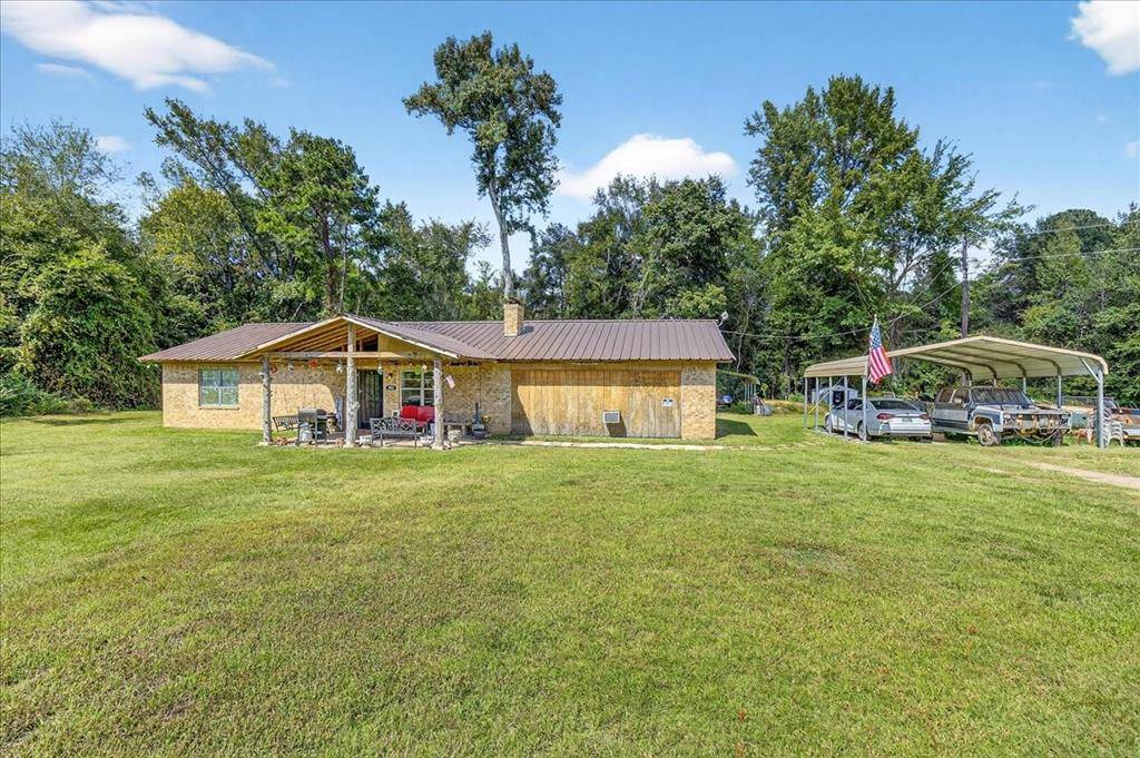 Hawkins, TX 75765,402 Private Road 7402