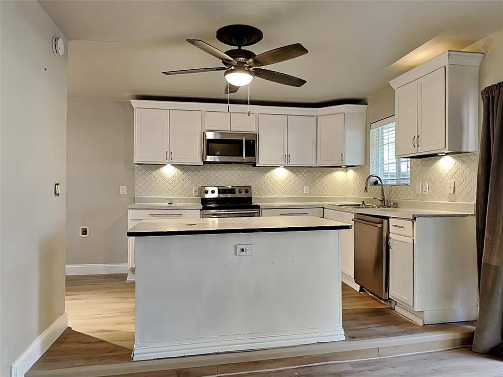 Carrollton, TX 75006,2986 Buttonwood Drive