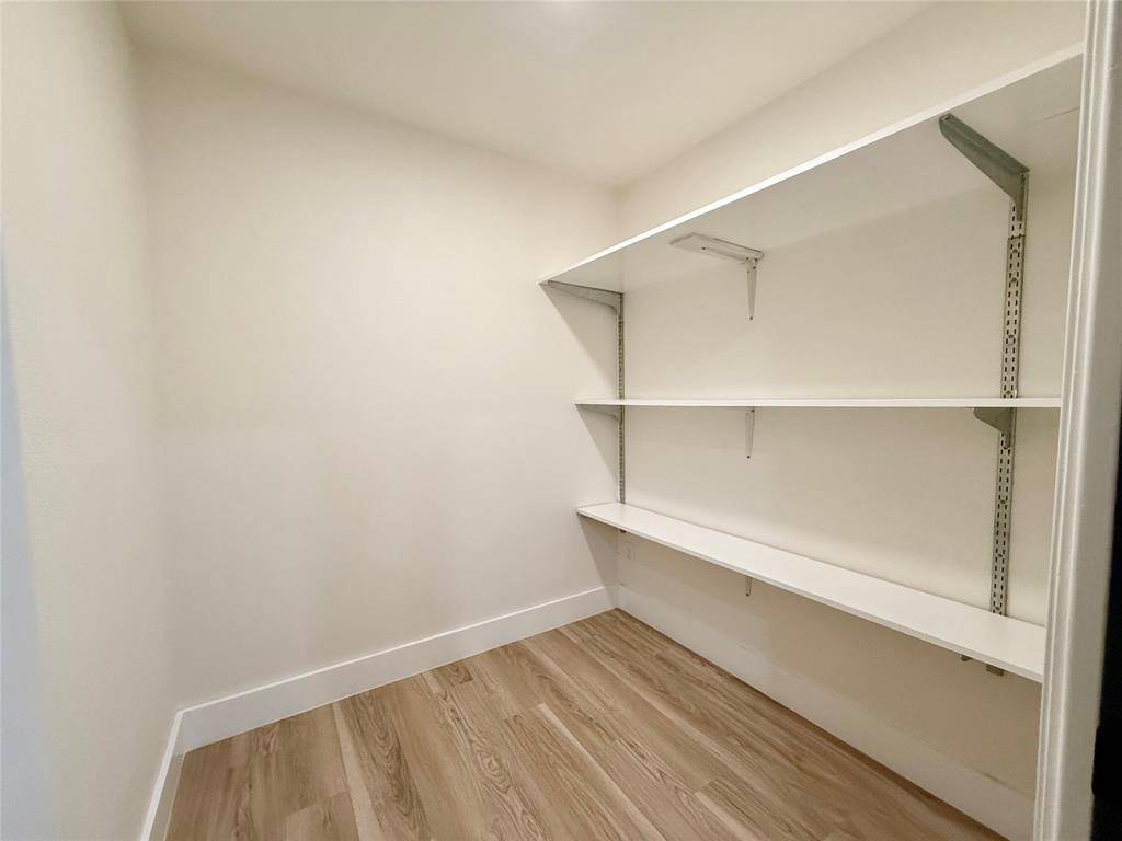 Garland, TX 75040,817 Daventry Drive