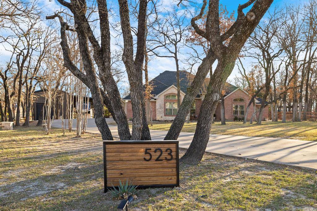 Newark, TX 76071,523 Post Oak Drive