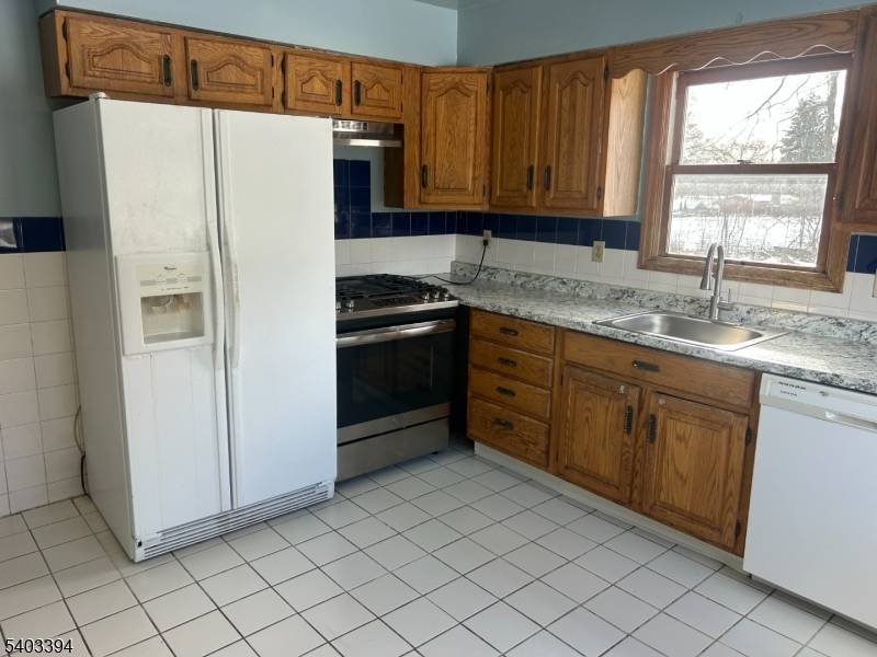 Livingston Twp., NJ 07039,21 Volker Ln