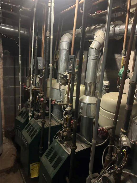 Brooklyn, NY 11219,938 40th ST