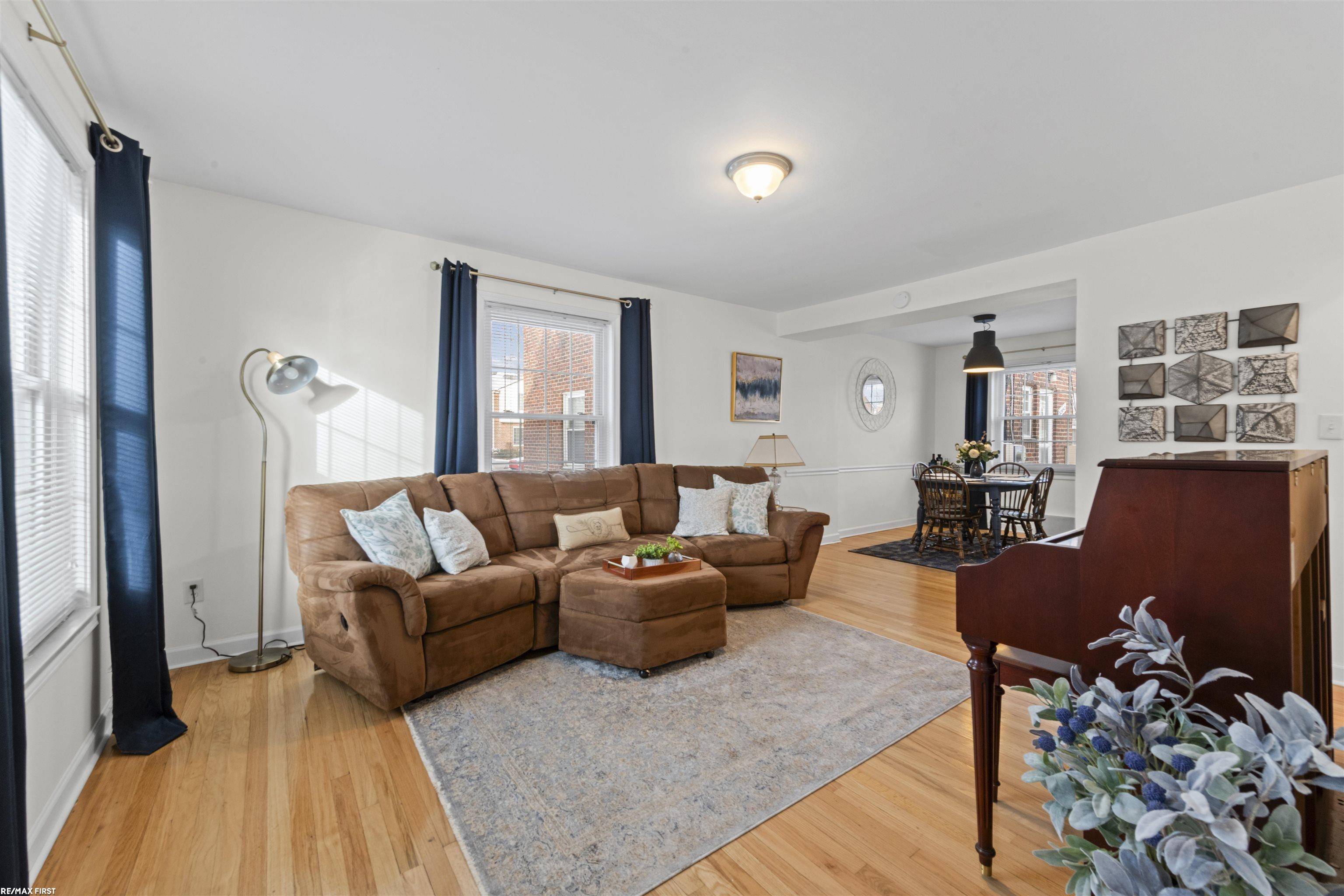 Saint Clair Shores, MI 48080,23002 Gary LN